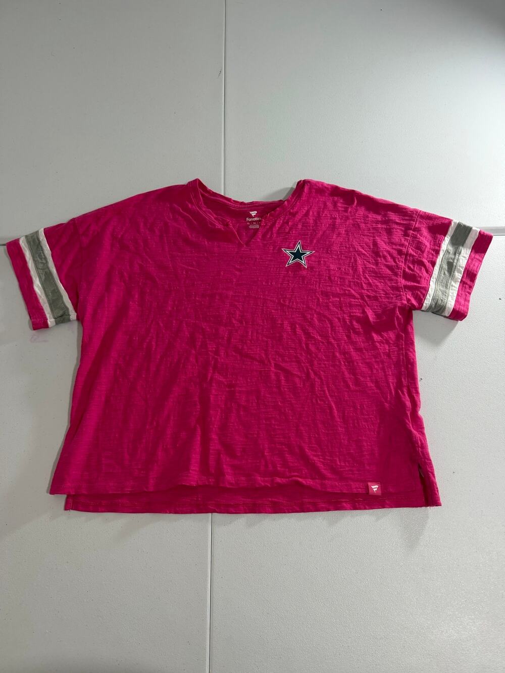 Dallas Cowboys Fanatics Pink NFL V-Neck T-Shirt Women's Size XL Breast Cancer